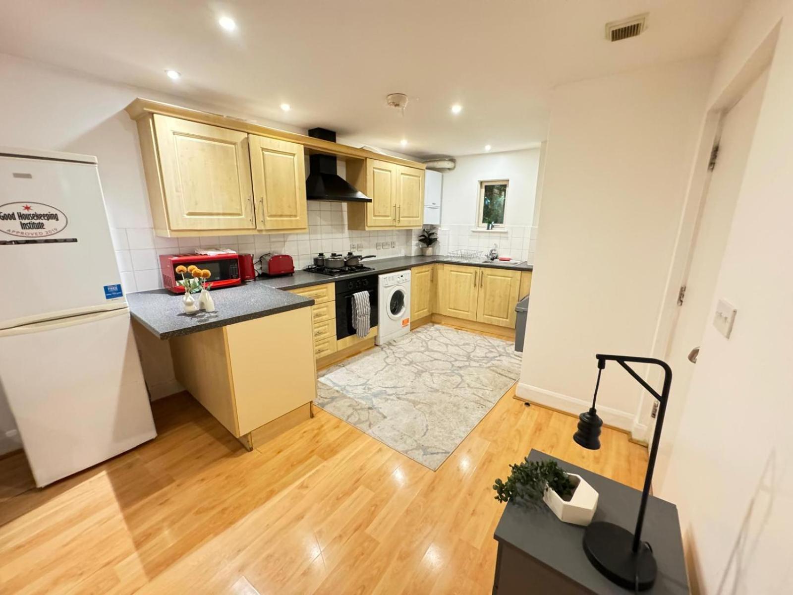 Affordable Family In Kilburn * Londra