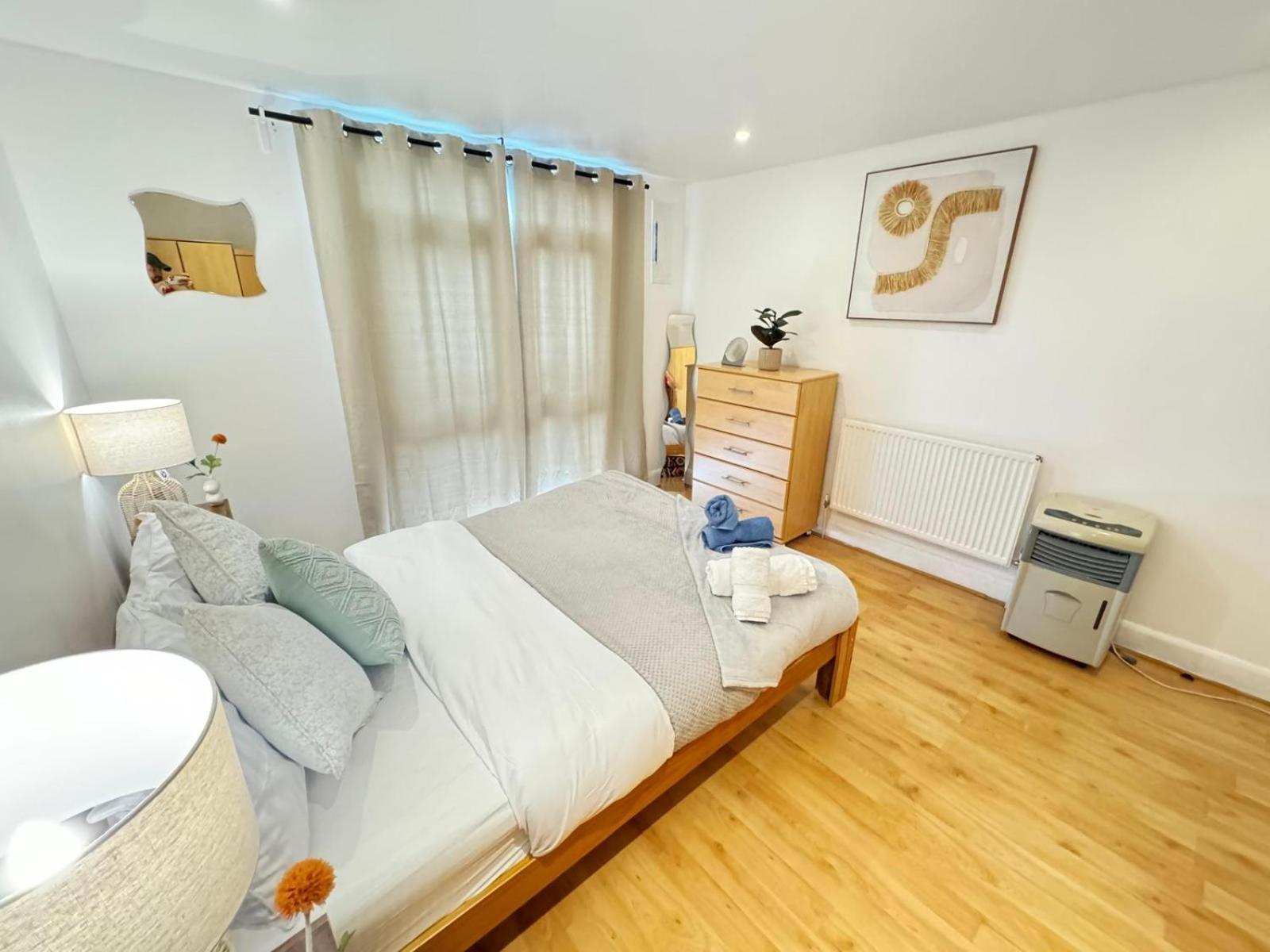 Appartamento Affordable Family In Kilburn Londra